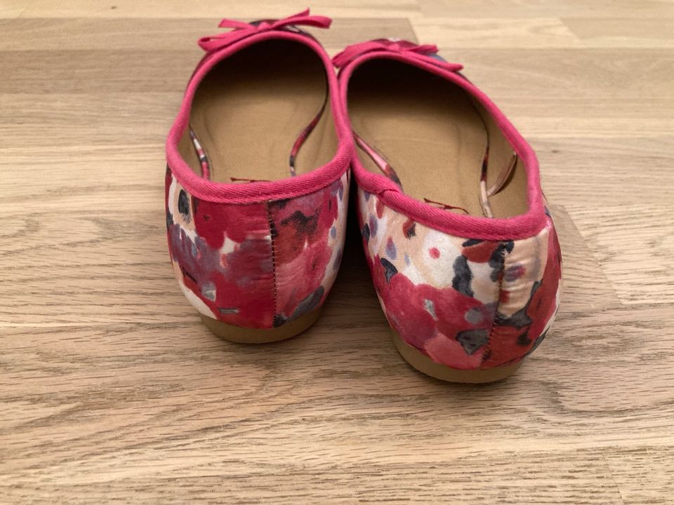 Süße Ballerinas spicy pink floral Textil Gr. 36,5 neu in Augsburg