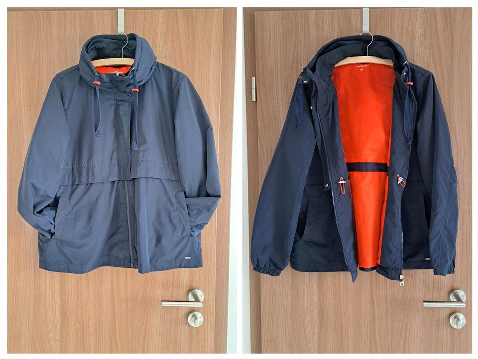 Tom Tailor Denim Windbreaker, dunkelblau mit orange, Kapuze in Frankfurt am Main