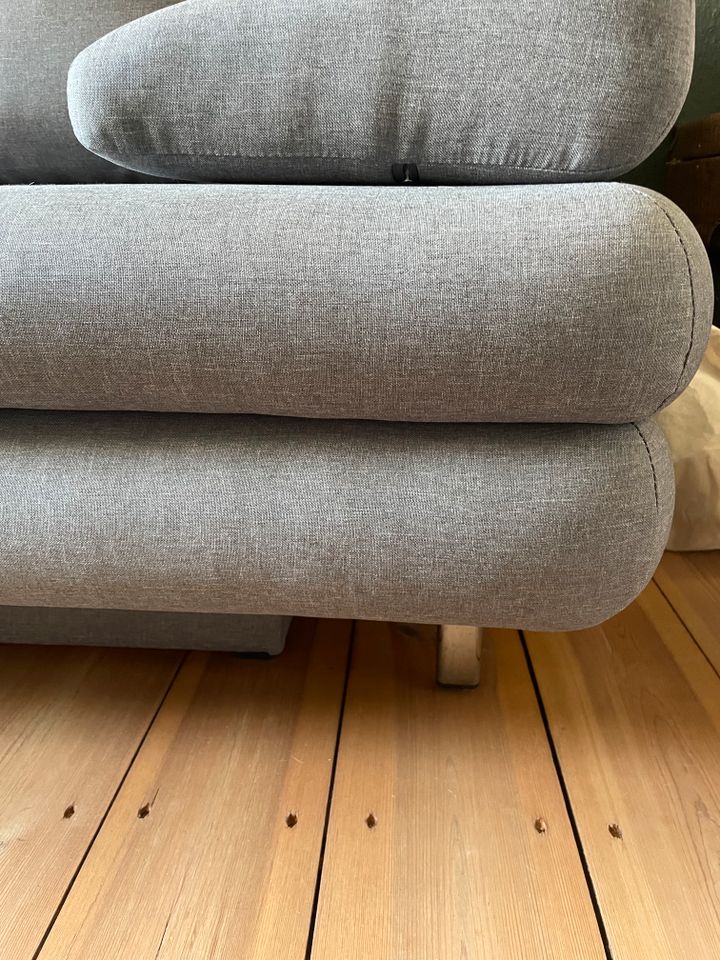 Schlafsofa mit Bettkasten in Berlin