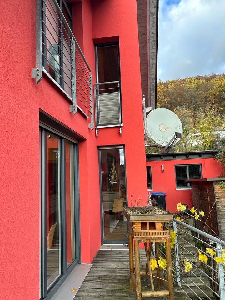 Einfamilienhaus in ruhiger Lage + Einliegerwohnung in Sonneberg OT Wehd in Sonneberg