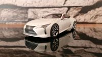 Lexus LC 500 / AUTOart 78846 / Fuji white / 1:18 / NEU Niedersachsen - Bremervörde Vorschau