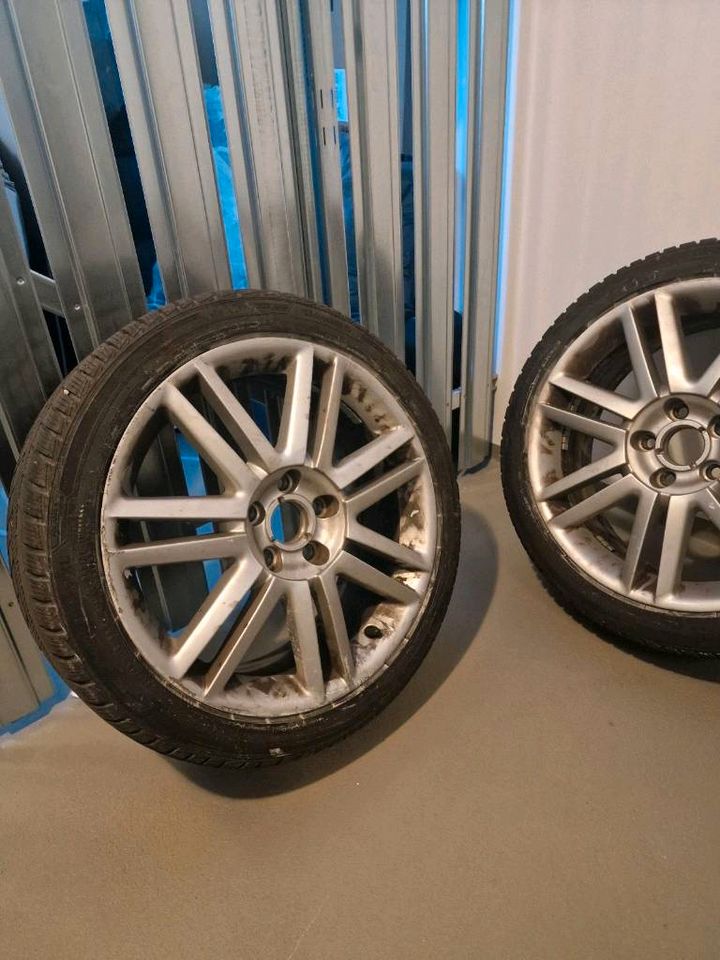 18" Alufelgen Winterreifen 225 40 92V AUDI A3 S3 8P TT 7,5x18 ET5 in Amberg