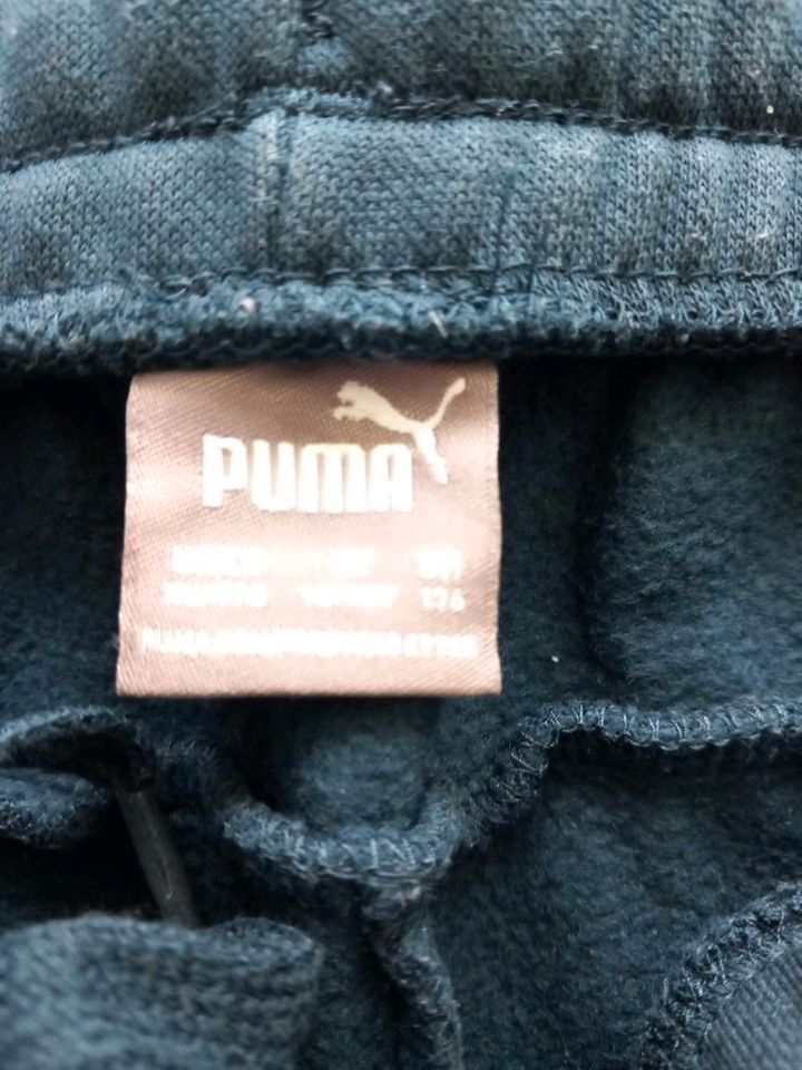 Neue puma jogginghose für jungen in Esslingen