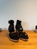 Keilabsatzschuh Graceland schwarz Gr. 37 Brandenburg - Hennigsdorf Vorschau