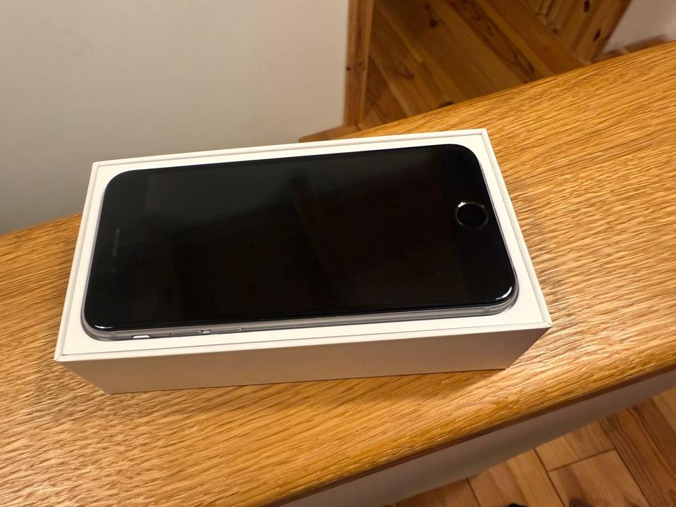 iPhone 6s Space Gray  |64 GB | geringe Gebrauchsspuren | Akku Def in Potsdam