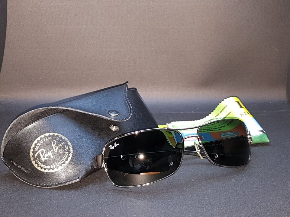 Ray-Ban Sonnenbrille in Kelkheim