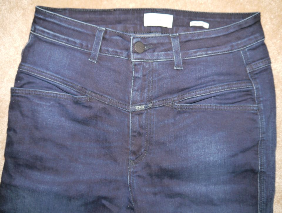 CLOSEC Pedal Pusher Damen Hose Jeans Stretch Darkblue Gr. 38 / M in Berlin