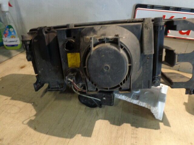 Volvo 945 Bj 1992  original Scheinwerfer vorne links und rechts in Harrislee