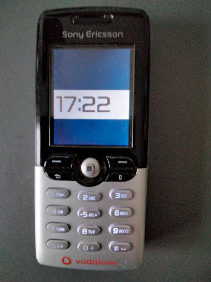 2x Handy Sony Ericsson T610, gebraucht, grds.  funktionsfähig in München