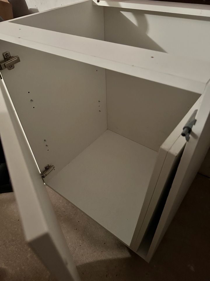 Offene Küche Schrank hinten (60x60, Hohe 90) NUR ABHOLUNG!! in Burgdorf