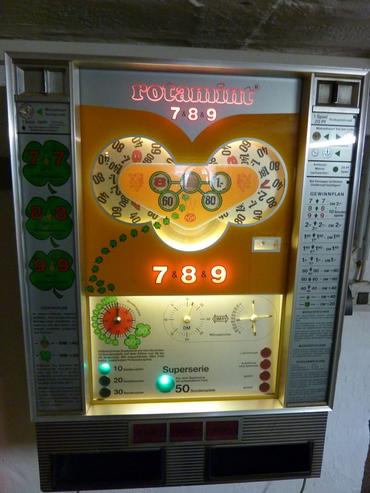 GELDSPIELAUTOMAT ROTAMINT VON 17 .01 .1974 in Herborn