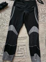 Nike zonal strenght Leggings Hose laufhose running sport S Brandenburg - Falkensee Vorschau