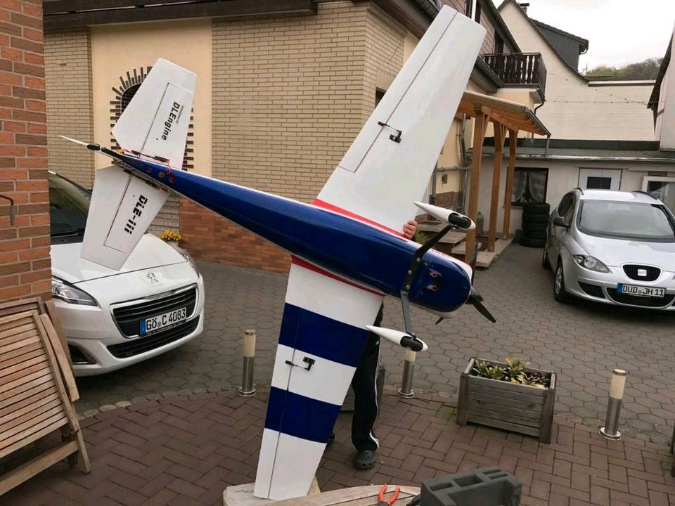 RC Modellflugzeug Raven 2,6m, flugfertig in Freital