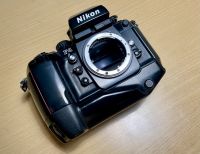 Nikon f4 mit  MB-21 Grip - Analog Film Reflex Kamera Pankow - Prenzlauer Berg Vorschau
