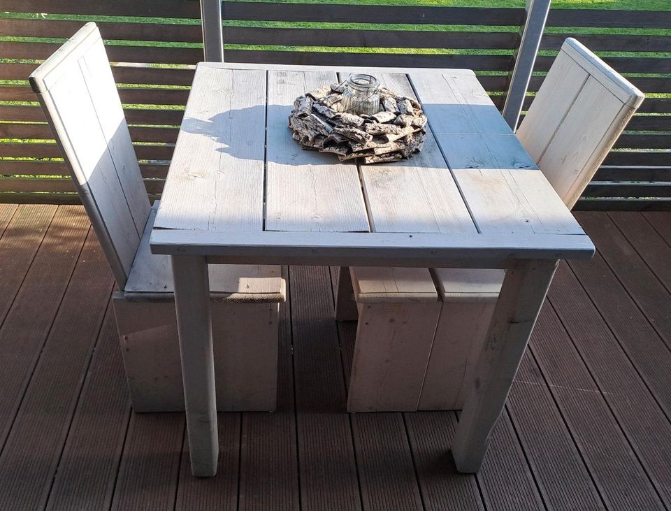 Tisch und 2 Stühle Set für Terrasse/ Garten in Bad Wildungen