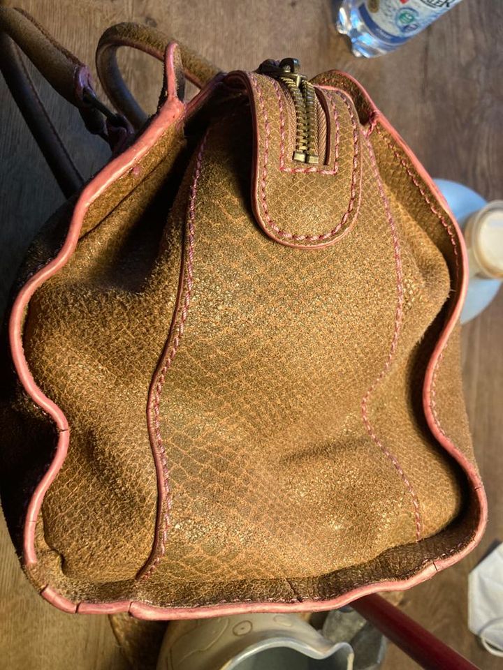 Liebeskind Handtasche aus Leder beige/rosa in Berlin