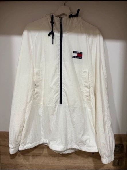 Tommy Jeans Windbreaker in Castrop-Rauxel