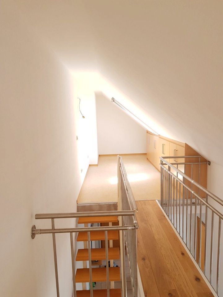 Attraktive, helle Maisonette-2-Zimmer Wohnung im Dachgeschoss in Trier