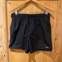 Nike Shorts Tennis Volleyball Gr. M Bayern - Unterwössen Vorschau