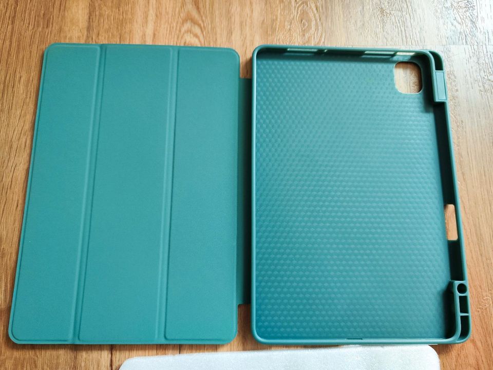 Xiaomi Pad 5 Cover Hülle Magnet grün Stift Halterung  ***NEU*** in Norderstedt