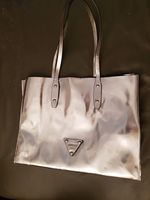 Guess Tasche, Shopper Handtasche, Schultertasche Silber Mitte - Gesundbrunnen Vorschau