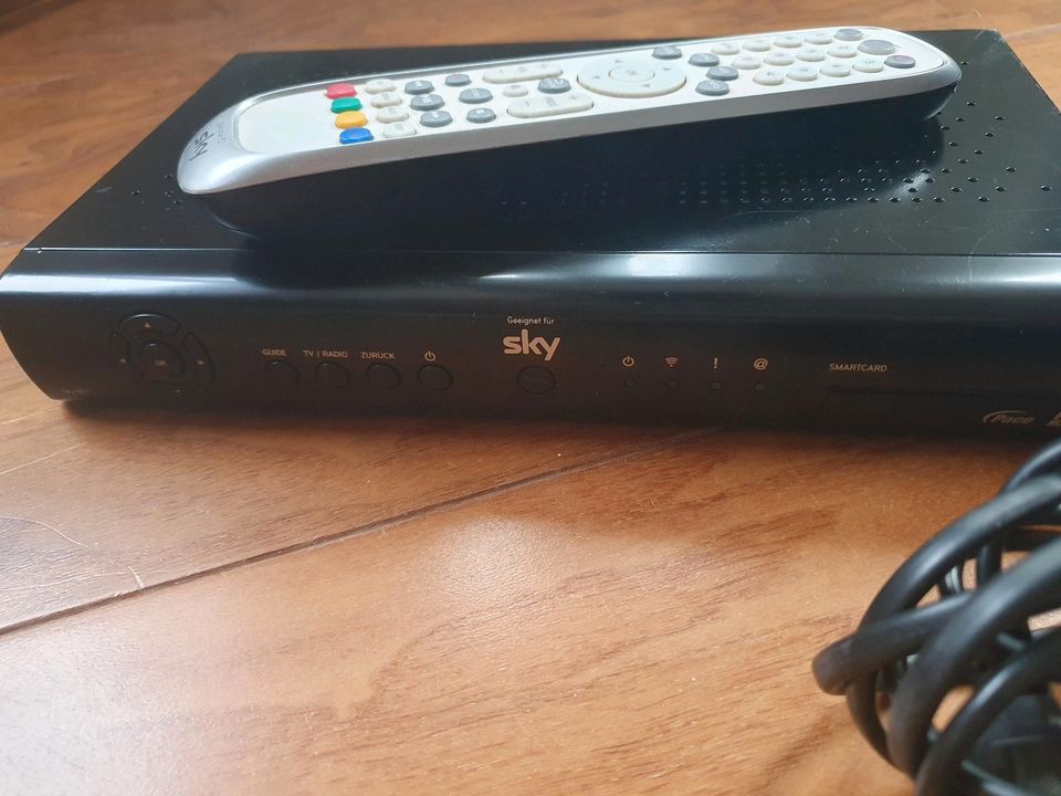 Sky Receiver Pace DS 830NP in Gundheim