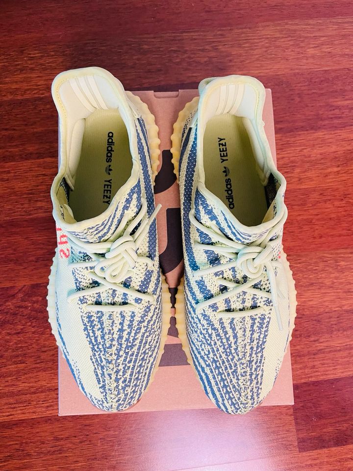 Yeezy 350 Frozen Yellow US 13 EU 48 in Bremen