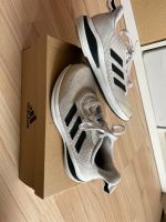 Adidas Forts Run Turnschuhe, Laufschuhe, Trainingsschuhe, Gr. 31 Hessen - Kaufungen Vorschau