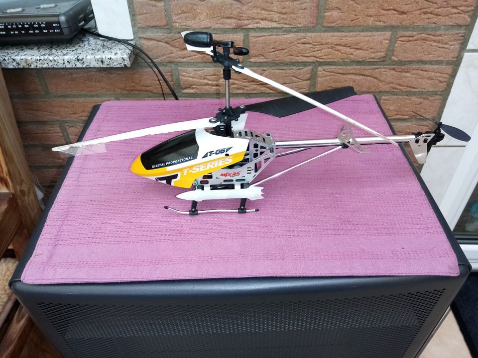 RC Modell-Hubschrauber in Voerde (Niederrhein)