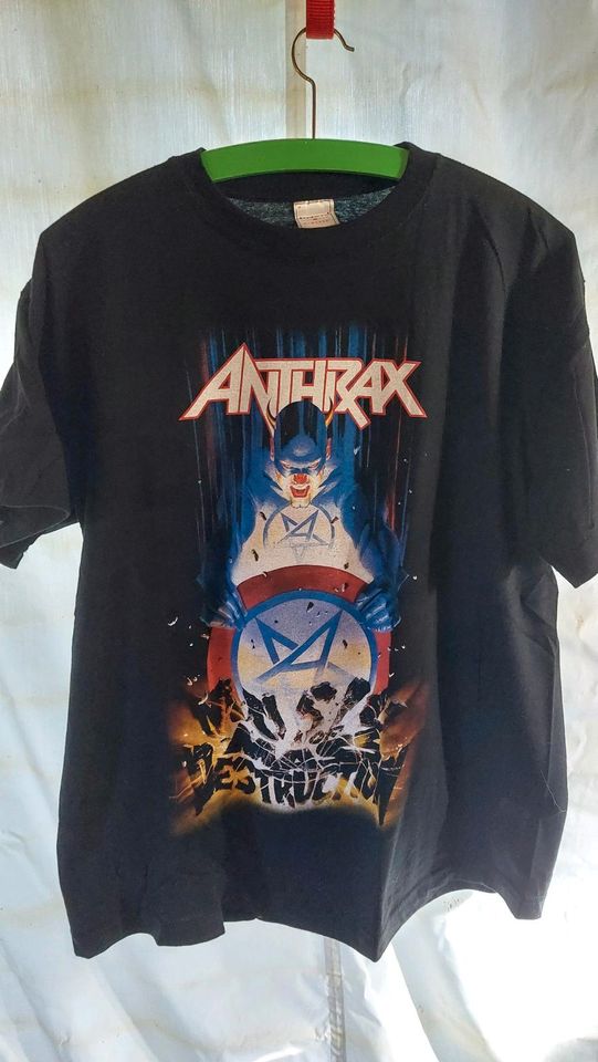 Anthrax T-Shirts, Größe M, jeweils 33 € inklusive Versandkosten in Bad Neustadt a.d. Saale