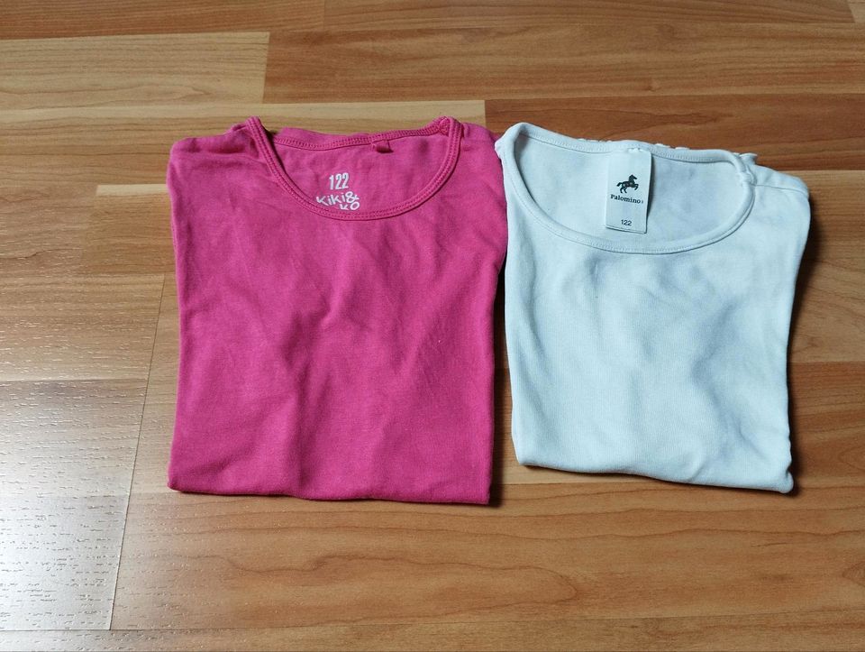 2 Mädchen T-Shirts in Leinefelde-Worbis