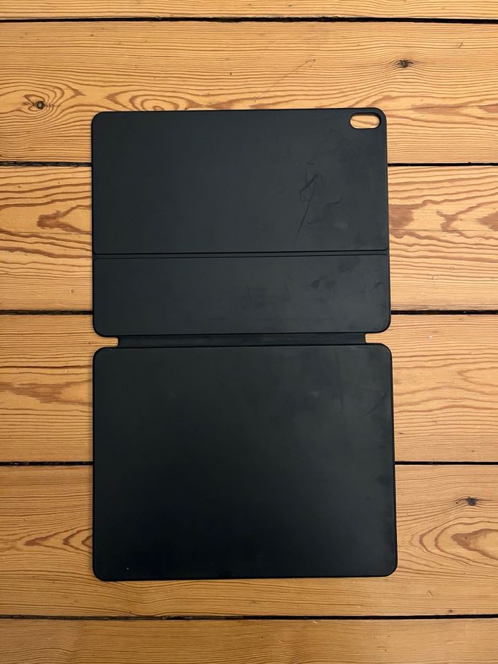 Apple Smart Keyboard Folio iPadPro 12,9 schwarz (3rd Generation) in Hamburg