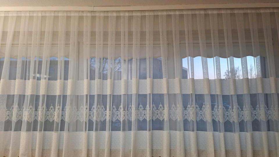 Neue, unbenutzte Gardinen – wegen falscher Maße zu verkaufen in Mainz