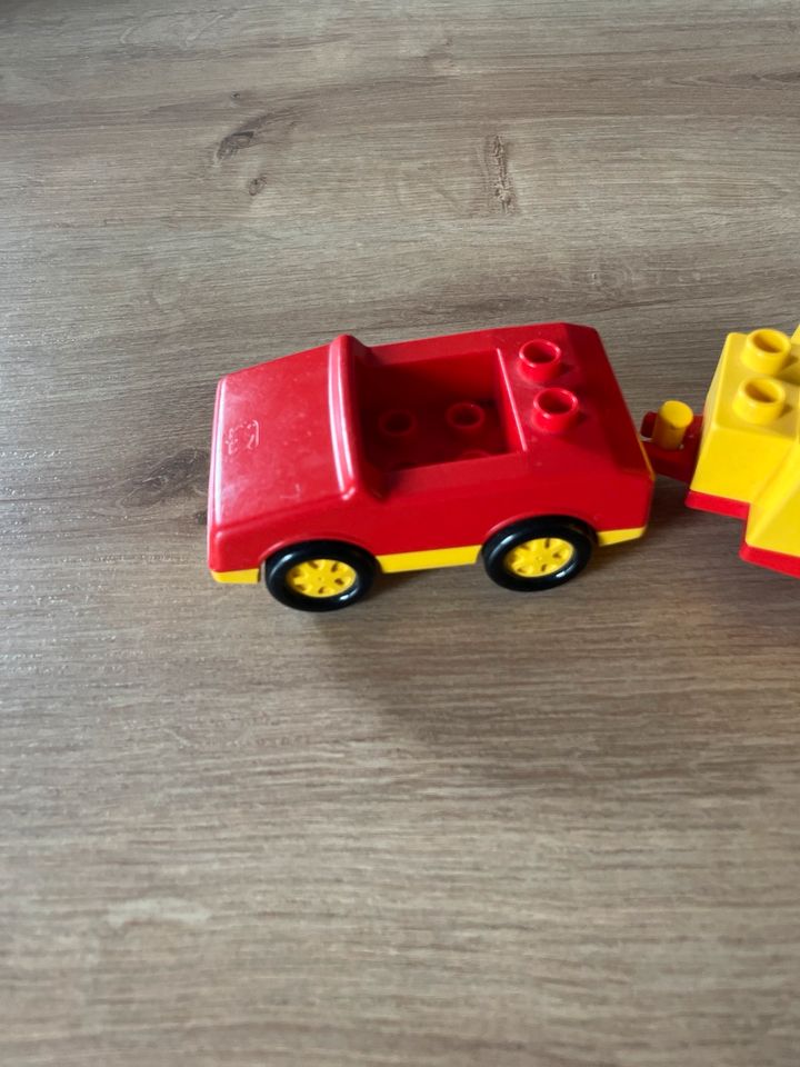 Lego Duplo Auto Wohnwagen Rot Camping in Waldshut-Tiengen