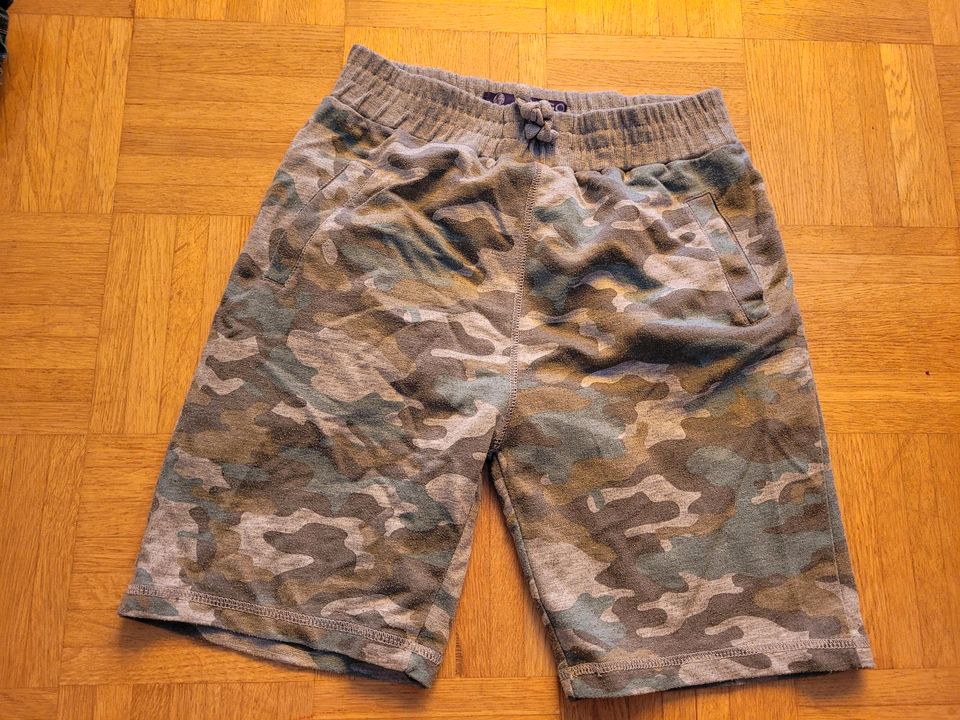 Mango coole camouflage Shorts Gr. 10/12 J. Gr.146 Jungen in Bremen