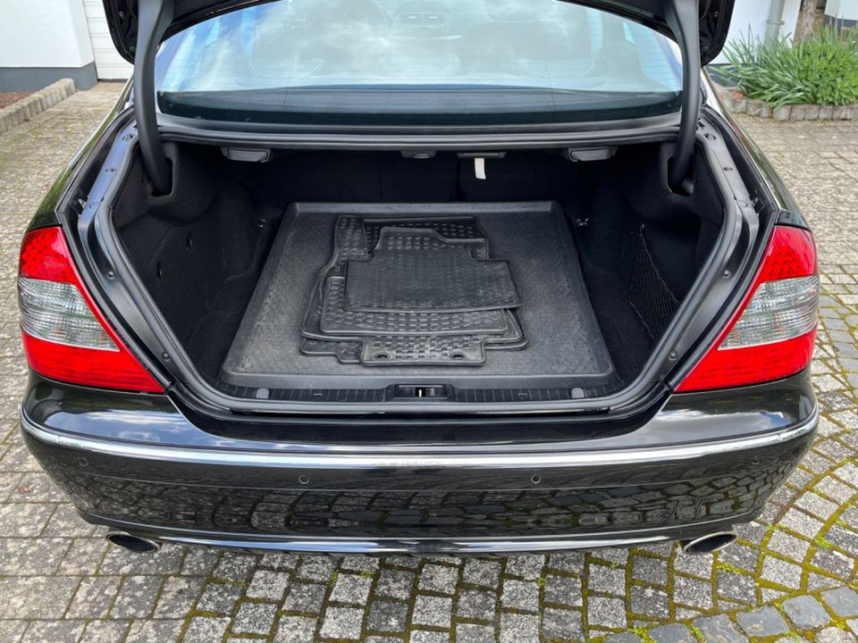 Mercedes-Benz E 200 K AVANTGARDE AMG Sprotpaket in Werneck