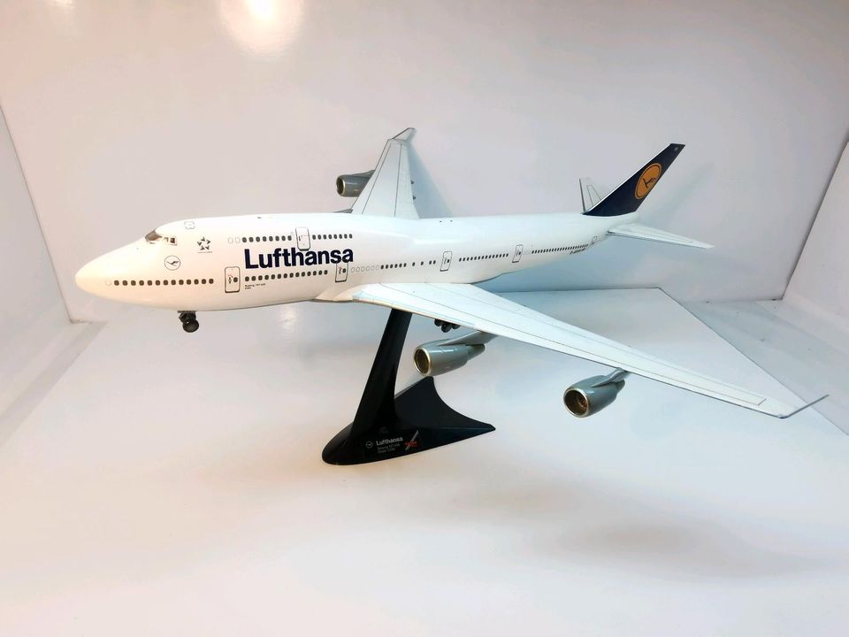 Aviation Airline Herpa Lufthansa Köln D-ABVR 1:200