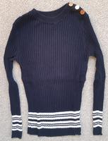 Blauer Pulli mit goldenen Zierknöpfen auf Schulter Bayern - Hof (Saale) Vorschau