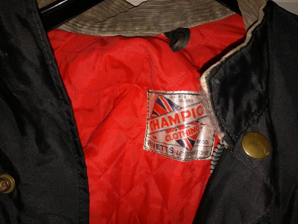 Champions Rivett Jacke Enduro twinshock Made in England in Stuttgart