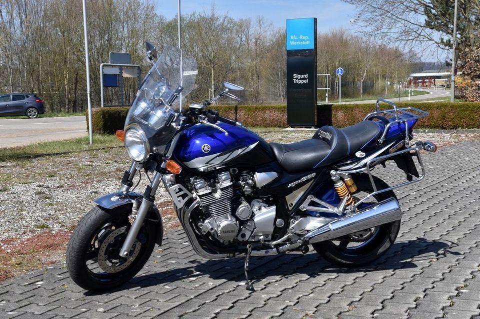 Yamaha XJR 1300 SP - Super Zustand in Zusmarshausen