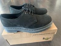 Dr. Martens Schuhe 1461 Black Milled Nubuck WP Gr. 40 Berlin - Köpenick Vorschau