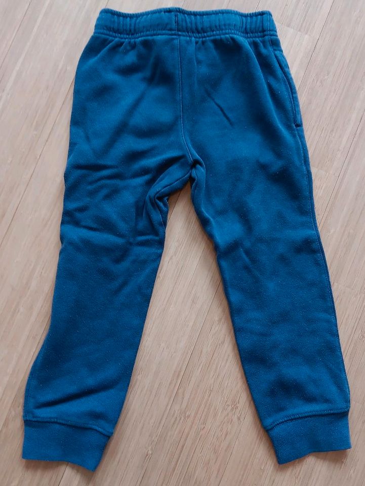 NIKE Jogger, Gr. 116 * KOSTENLOSER VERSAND * in Kulmbach