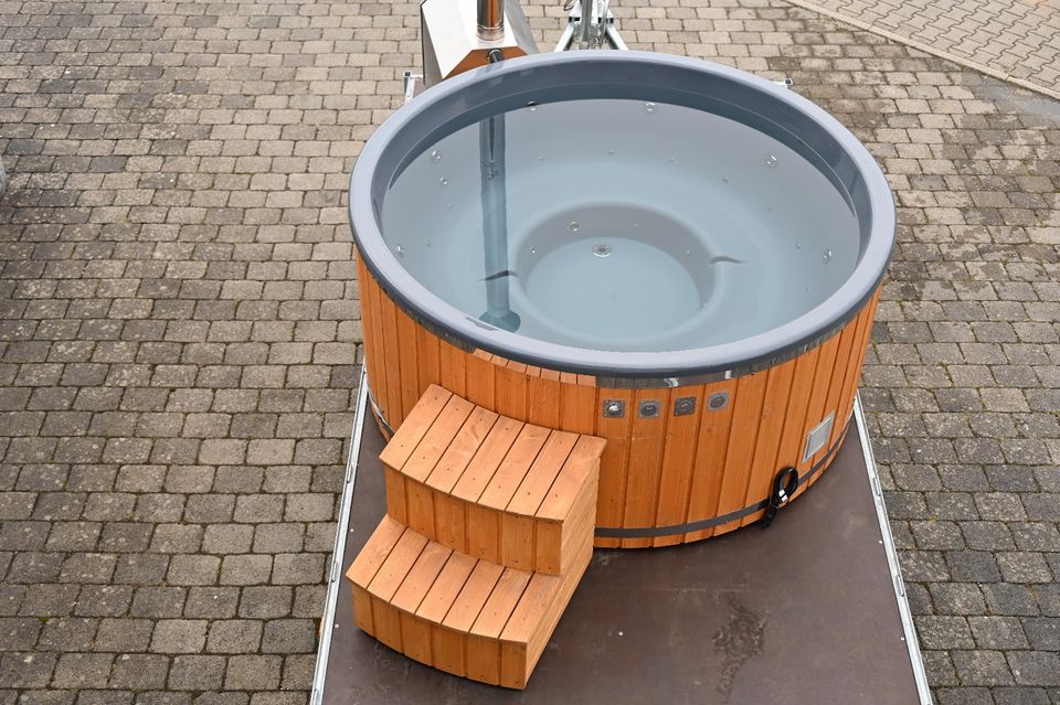Verkauf hochwertiger Whirlpools / Hot Tub - Entspannung pur für Ihr Zuhause! in Villingen-Schwenningen