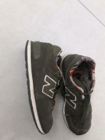 Top New Balance Gr. 33 grün non-marking Hallen Turnschuhe Hessen - Kelkheim Vorschau