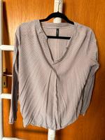 Bluse grau weiß Oberteil Colloseum Gr. L Hessen - Kassel Vorschau