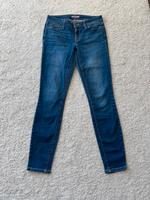 Blaue *Tommy Hilfiger* Jeans Skinny 0R in Größe S Niedersachsen - Müden Vorschau
