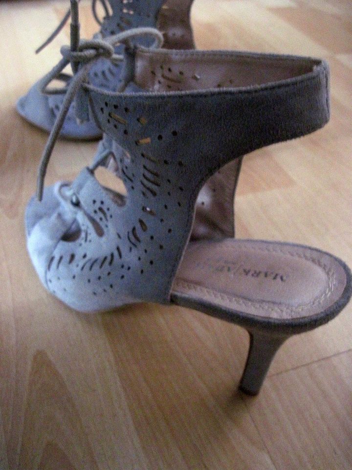 Sandalen High heels silbergrau Größe 41 NEU 9,5 cm Absatz in Dortmund