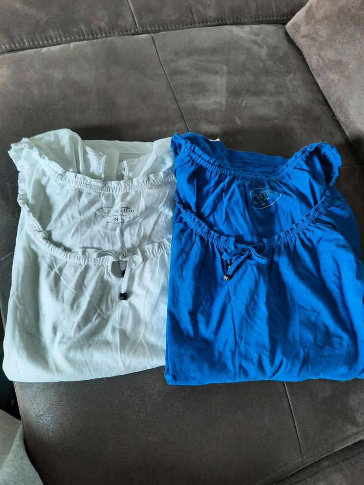 2x Shirts - T-Shirt - M - blau - weiß in Hirschaid