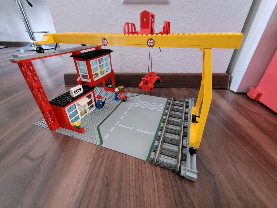 Lego 4555 Cargo Station Verladestation 9V in Wernau