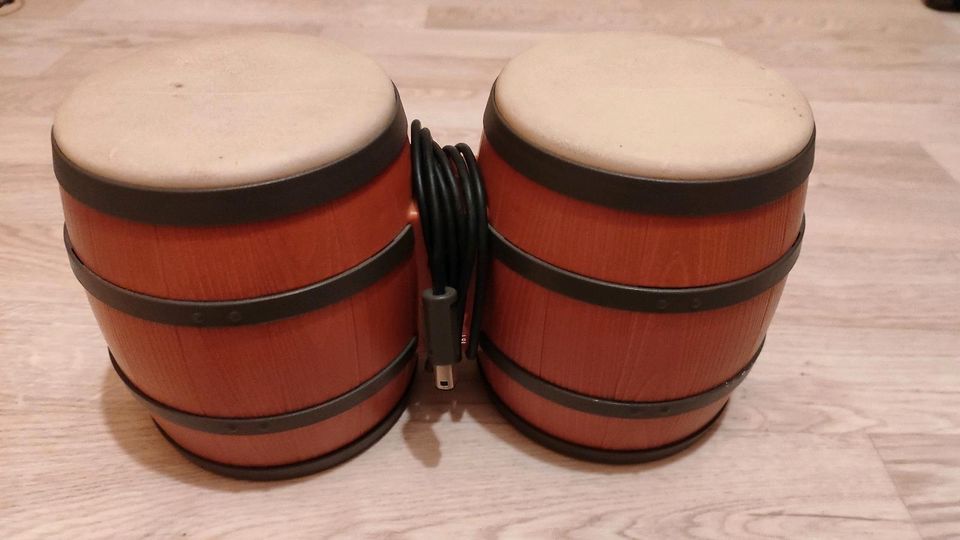 Donkey Konga Spiel und Bongo Controller für die GameCube in Hattingen